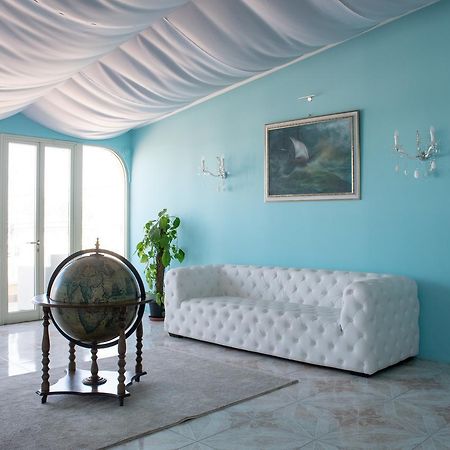 Hotel Porto Azzurro Giardini Naxos Bagian luar foto