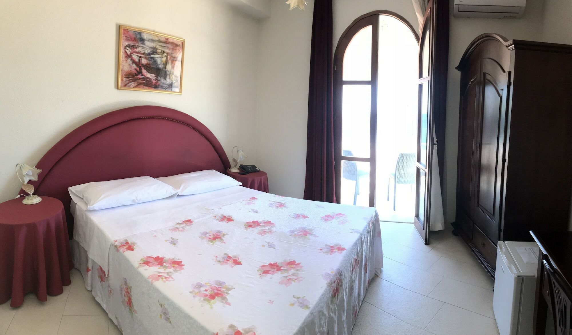 Hotel Porto Azzurro Giardini Naxos Bagian luar foto